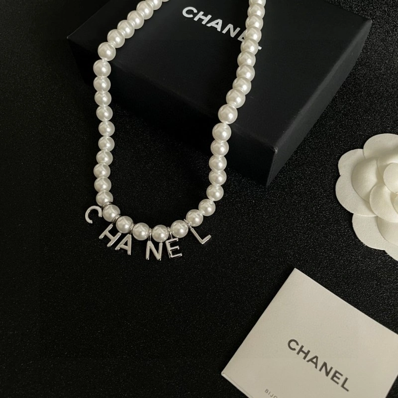 MoistureWicking Chanel Necklaces 219234