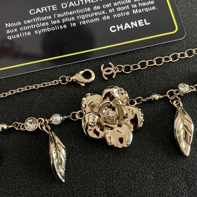 Supportive Chanel Necklaces 219221