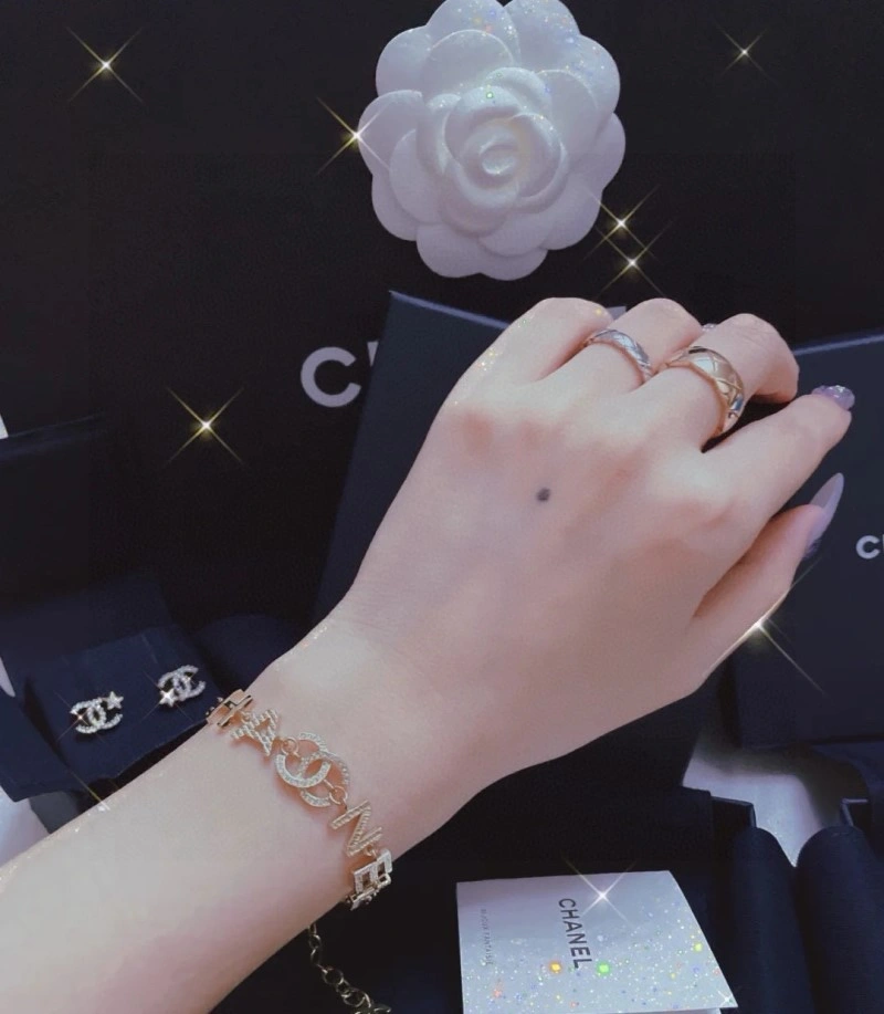ZeroBulk Chanel Necklaces 219215