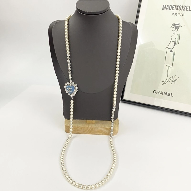 Classic Chanel Necklaces 219237