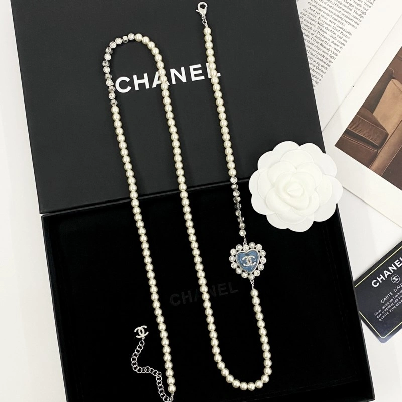 Classic Chanel Necklaces 219237