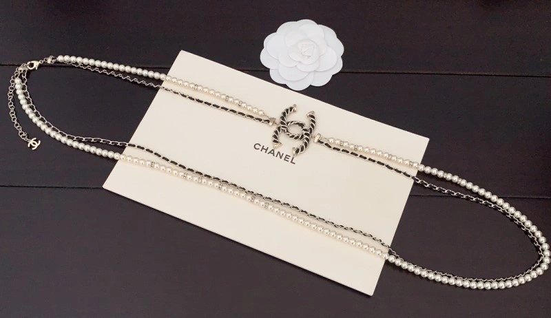 Chanel Necklaces Elegant 219205