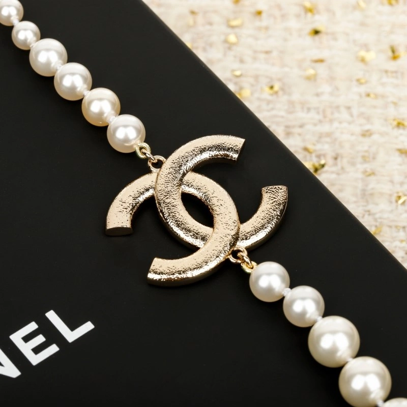 Resilient Chanel Necklaces 219187