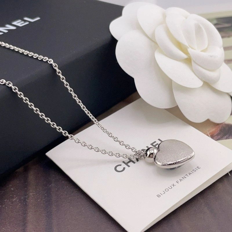 Stylish Chanel Necklaces 219204
