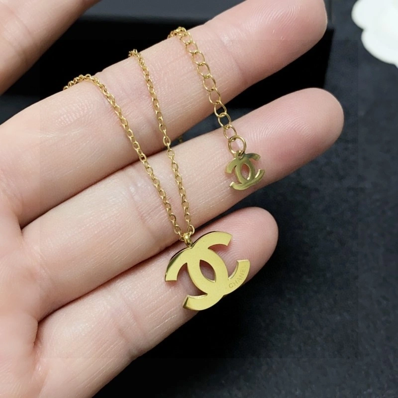 RelaxedFit Chanel Necklaces 219174