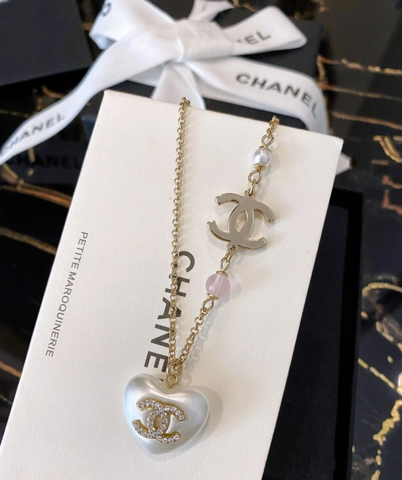 UrbanChic Chanel Necklaces 219208