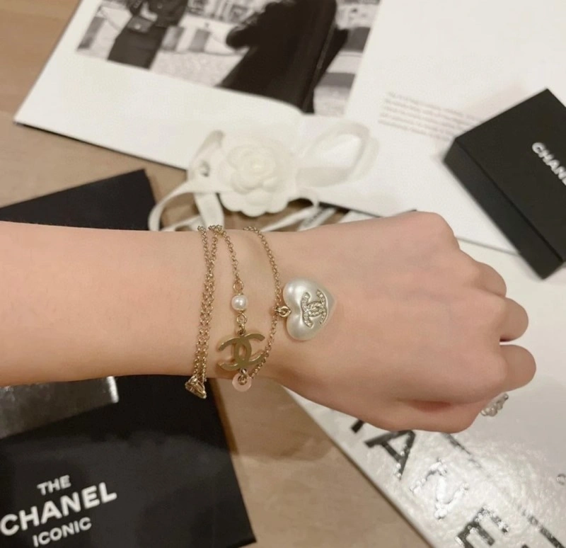 UrbanChic Chanel Necklaces 219208