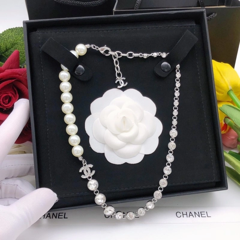 Lightweight Chanel Necklaces 219161