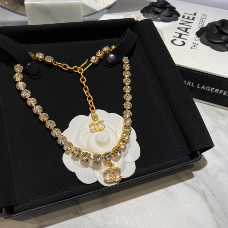 Chanel Necklaces Packable 219160