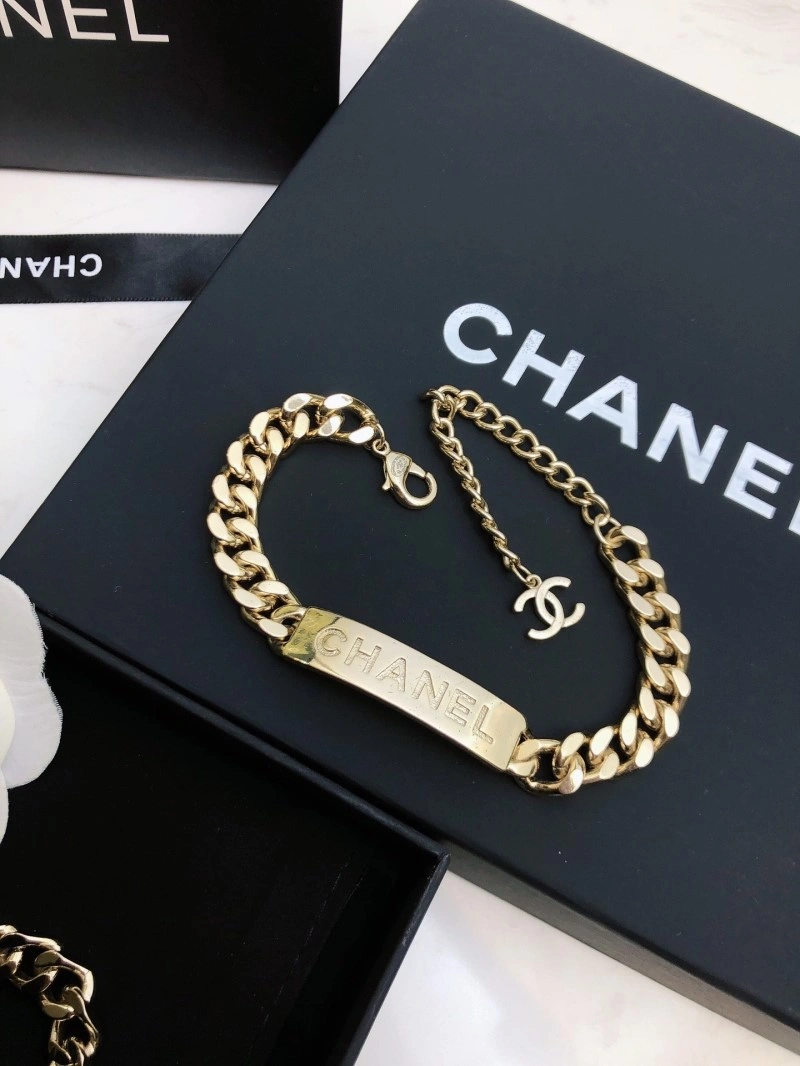 Casual Chanel Necklaces 219177