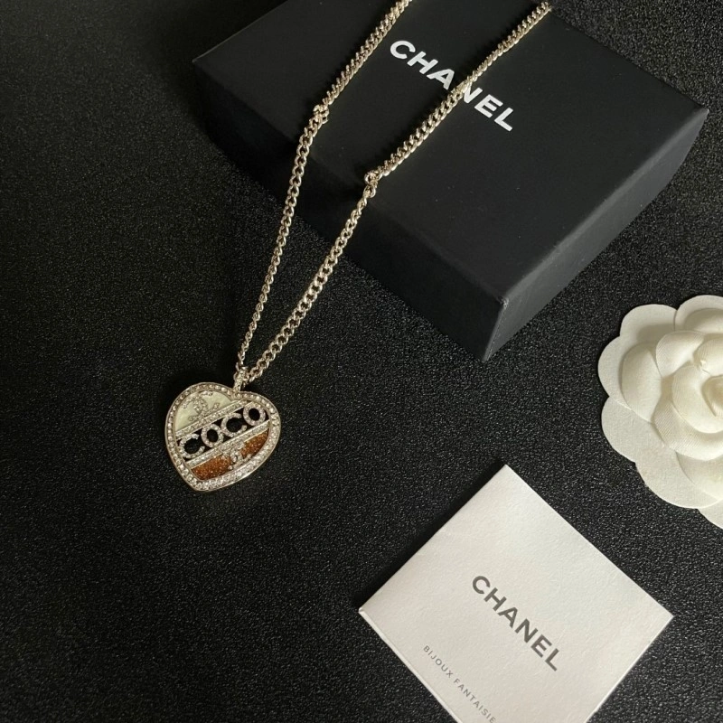 Stylish Chanel Necklaces 219159