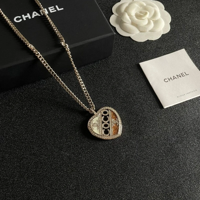 Stylish Chanel Necklaces 219159