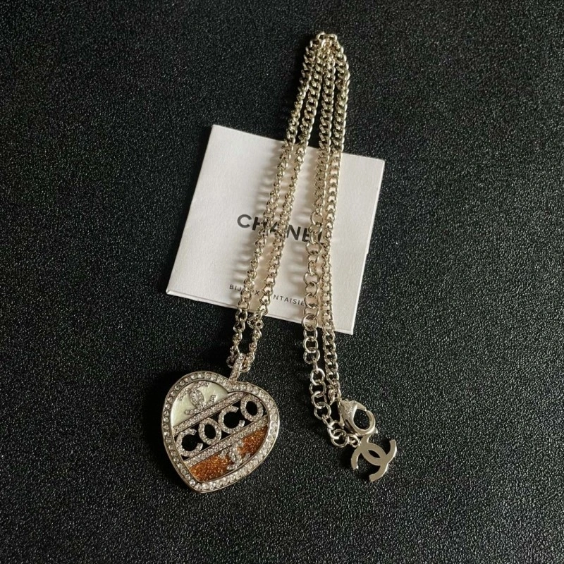 Stylish Chanel Necklaces 219159