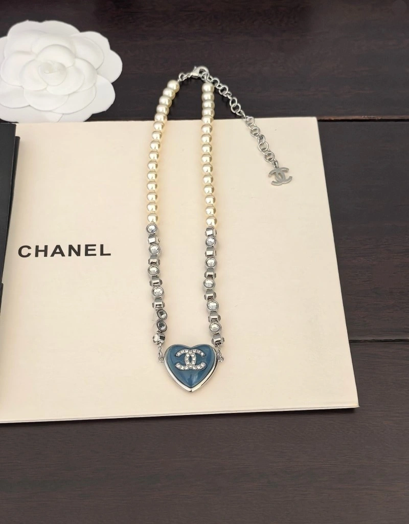 Chanel Necklaces WellDesigned 219153