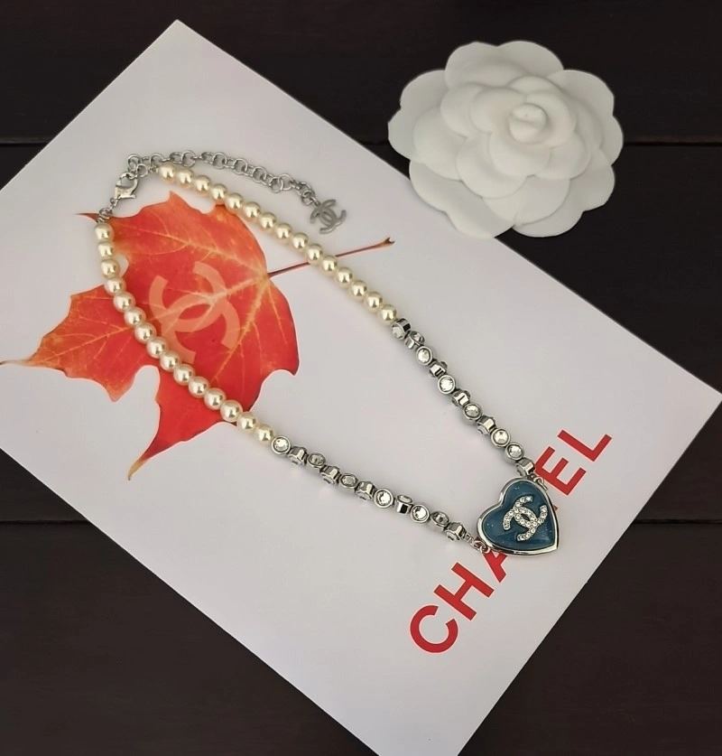 Chanel Necklaces WellDesigned 219153