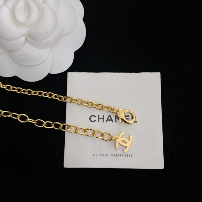 Effortless Chanel Necklaces 219147