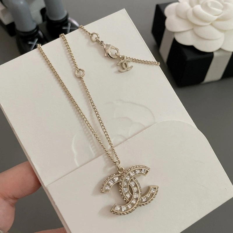 Chanel Necklaces Neat 219149