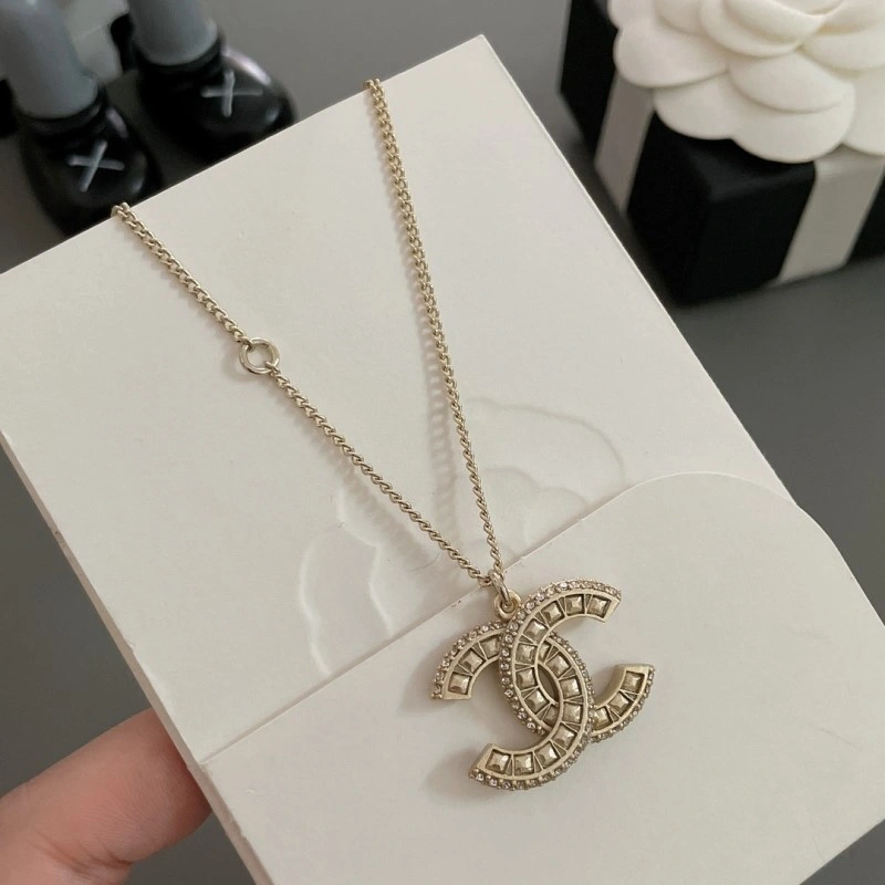 Chanel Necklaces Neat 219149
