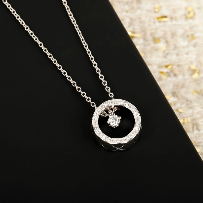 Timeless Chanel Necklaces 219138