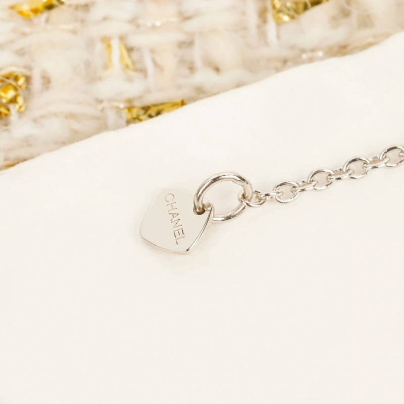 Timeless Chanel Necklaces 219138