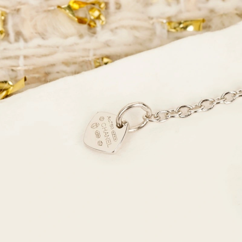 Timeless Chanel Necklaces 219138