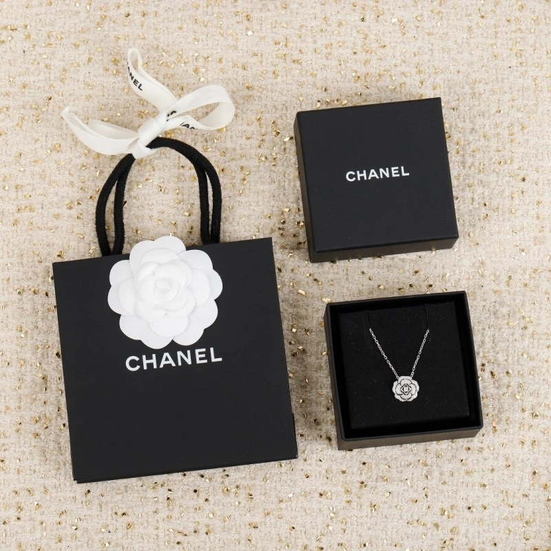 UrbanStyle Chanel Necklaces 219125