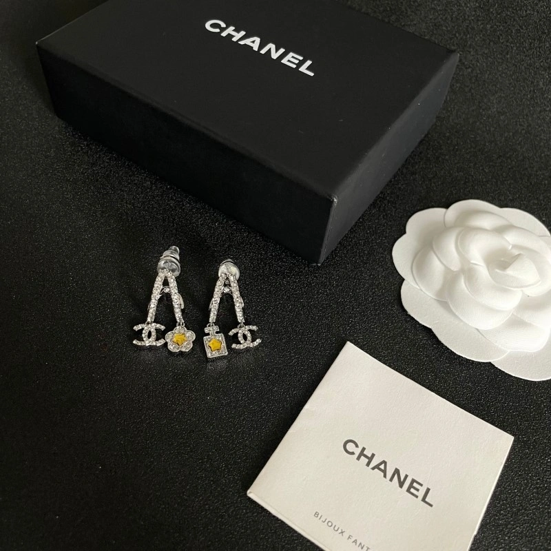 Chanel Necklaces Contemporary 219142