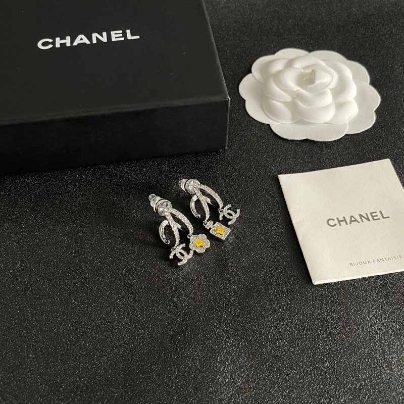 Chanel Necklaces Contemporary 219142