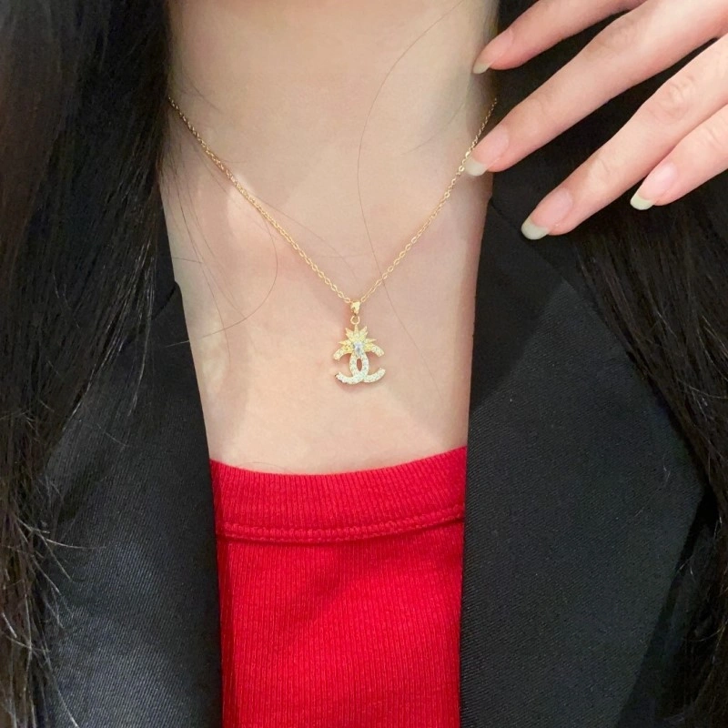 Chanel Necklaces WellDesigned 219137