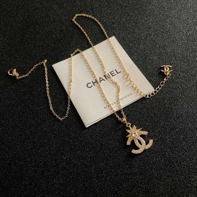 Chanel Necklaces WellDesigned 219137