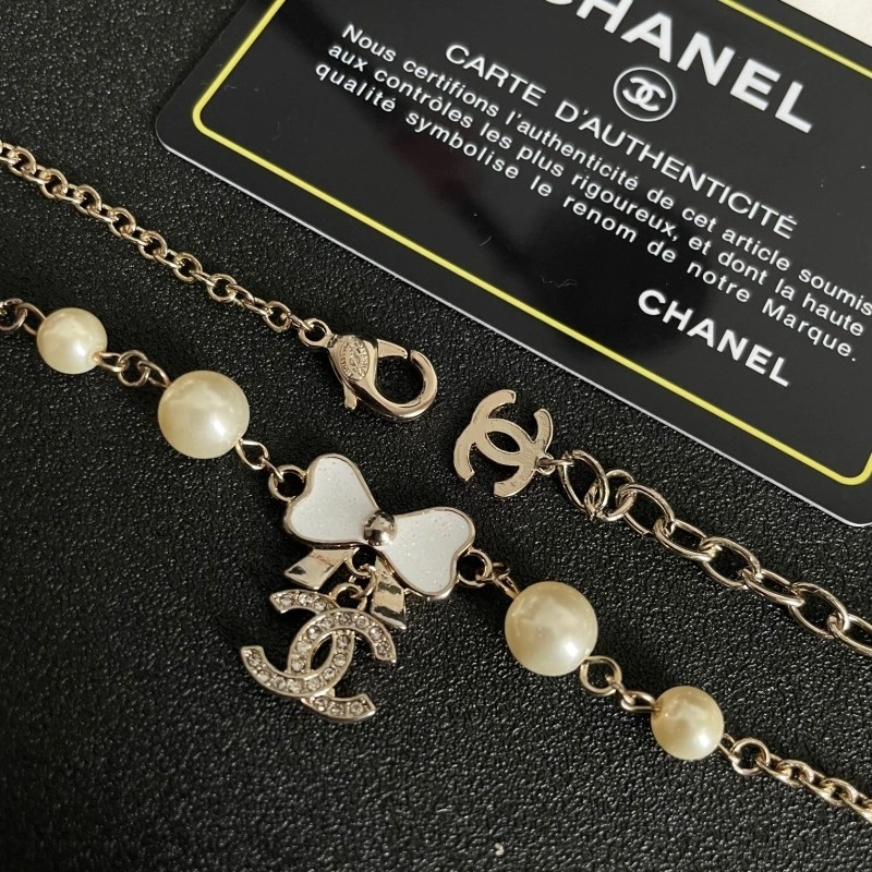 Minimalist Chanel Necklaces 219127