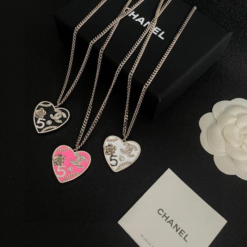 Chanel Necklaces Supportive 219129