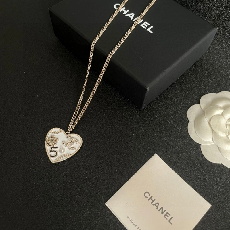 Chanel Necklaces Supportive 219129