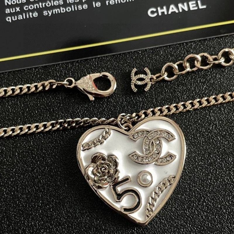 Chanel Necklaces Supportive 219129