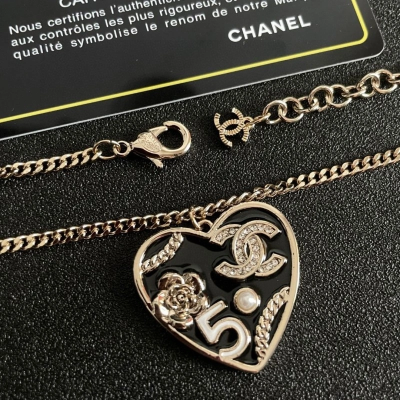 Chanel Necklaces Comfortable 219143