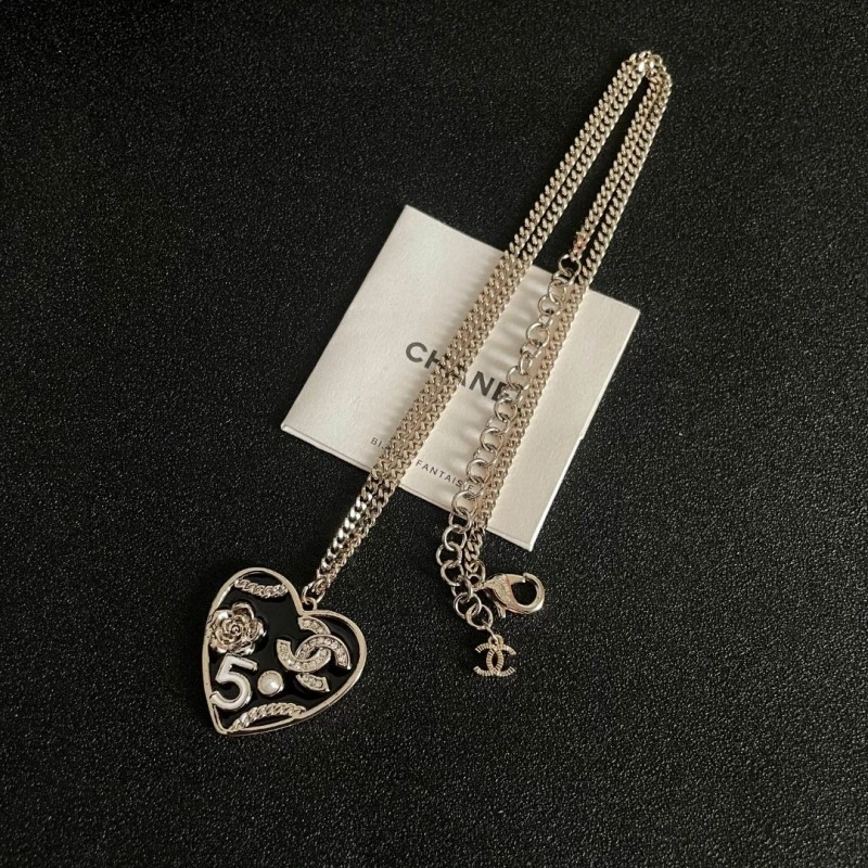 Chanel Necklaces Comfortable 219143