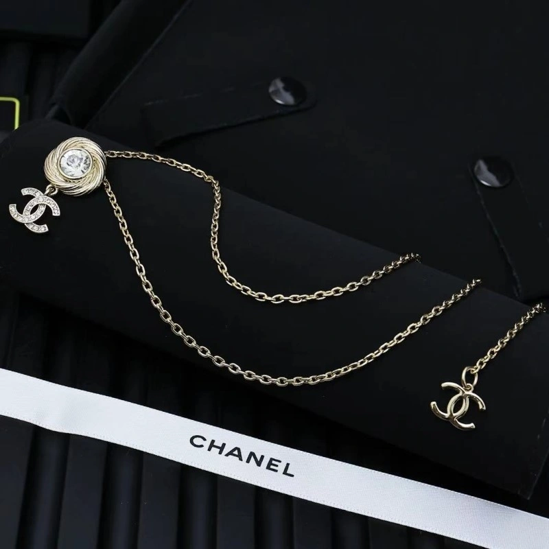 Chanel Necklaces Versatile 219120