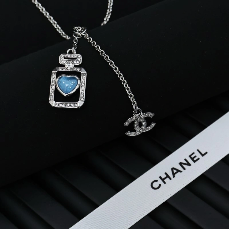 Seasonal Chanel Necklaces 219144