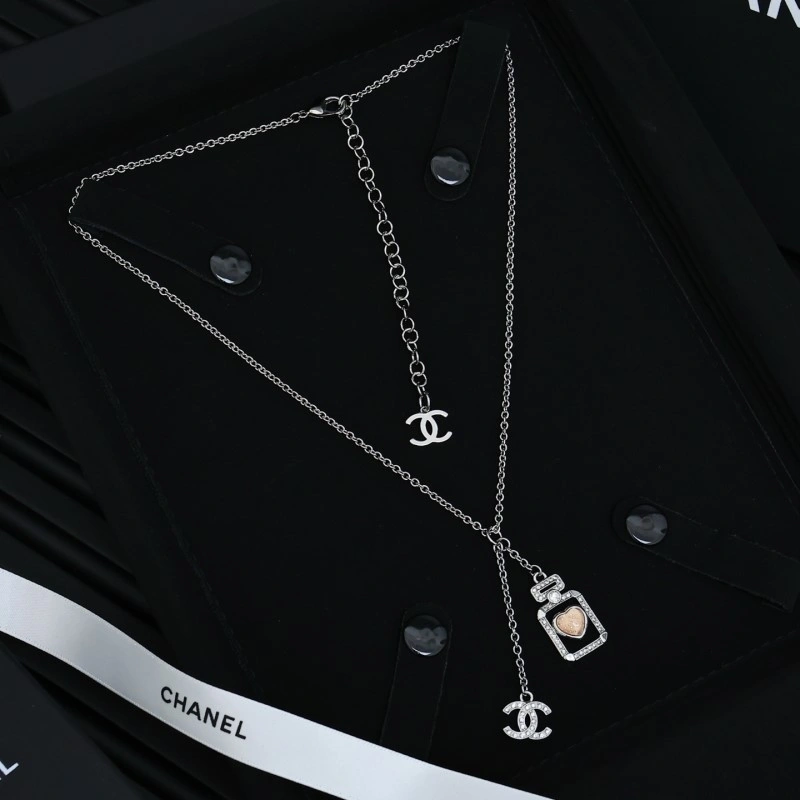 Seasonal Chanel Necklaces 219144