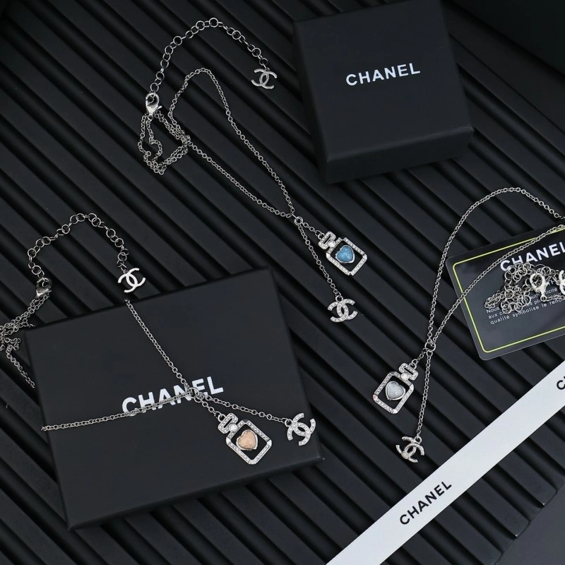 Seasonal Chanel Necklaces 219144