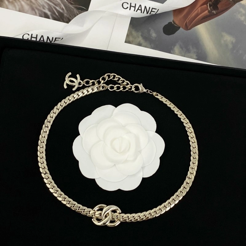 Chanel Necklaces Fashionable 219131