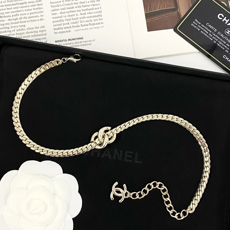 Chanel Necklaces Fashionable 219131