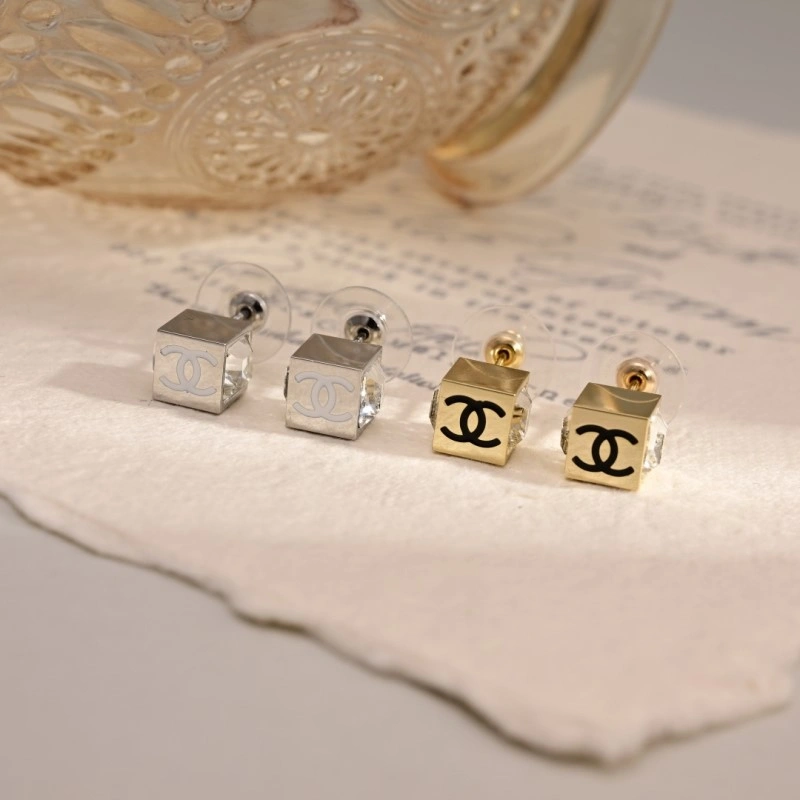 Modern Chanel Necklaces 219156