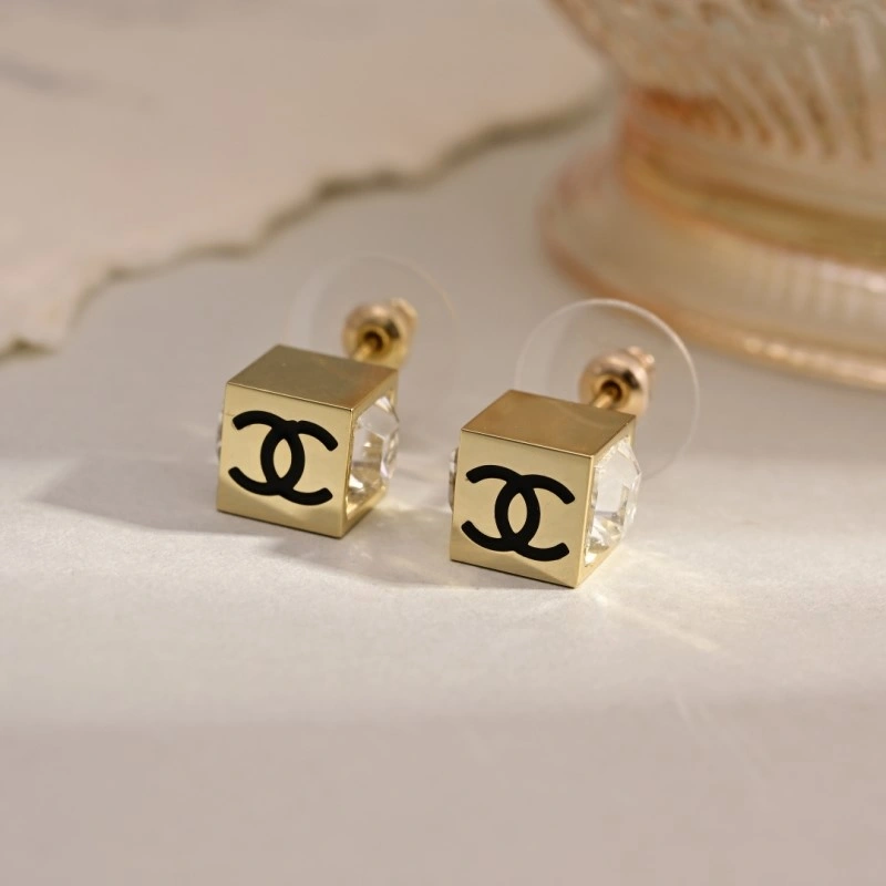 Modern Chanel Necklaces 219156