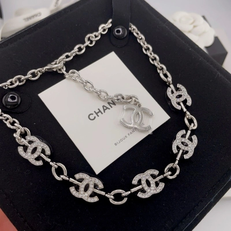 Chanel Necklaces UrbanChic 219198