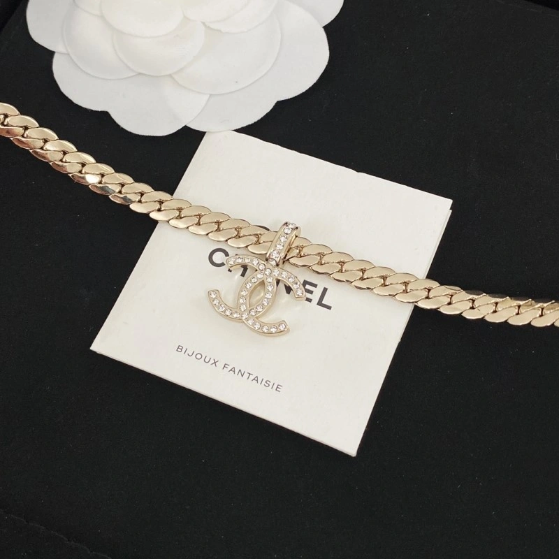 Chic Chanel Necklaces 219128