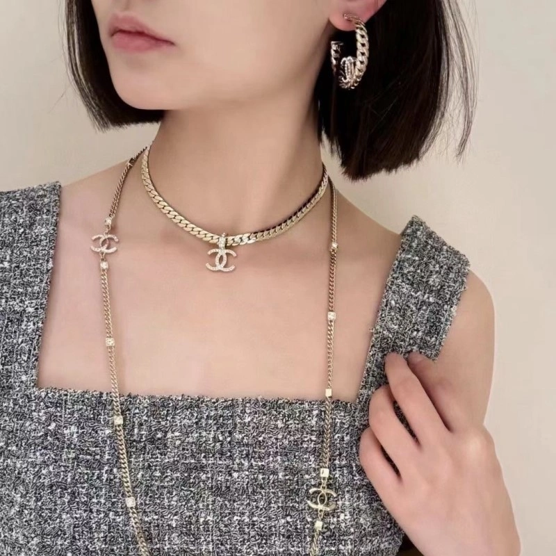 Chic Chanel Necklaces 219128