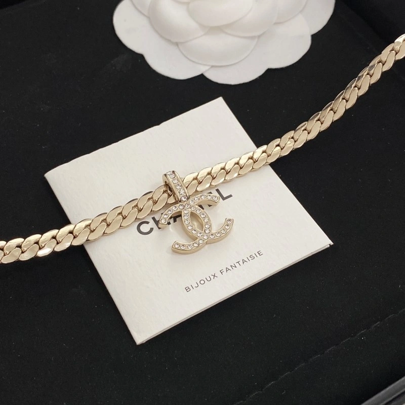 Chic Chanel Necklaces 219128