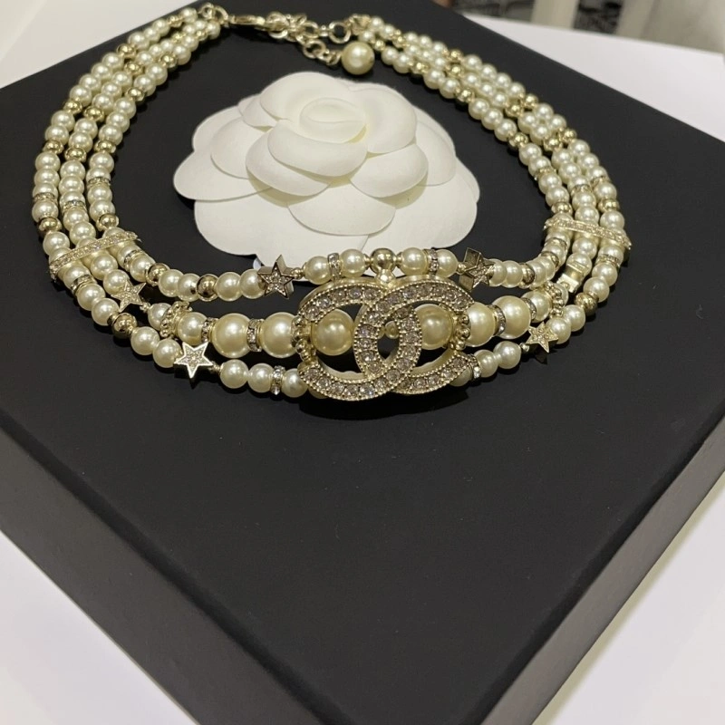 EyeCatching Chanel Necklaces 219114