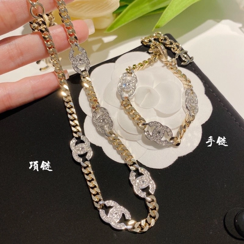 Chanel Necklaces Unisex 219116
